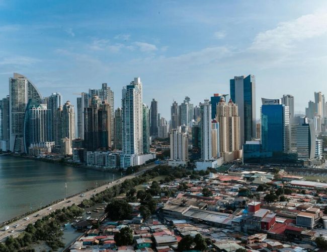 Canada residents: Fast-track to Panama permanent residency